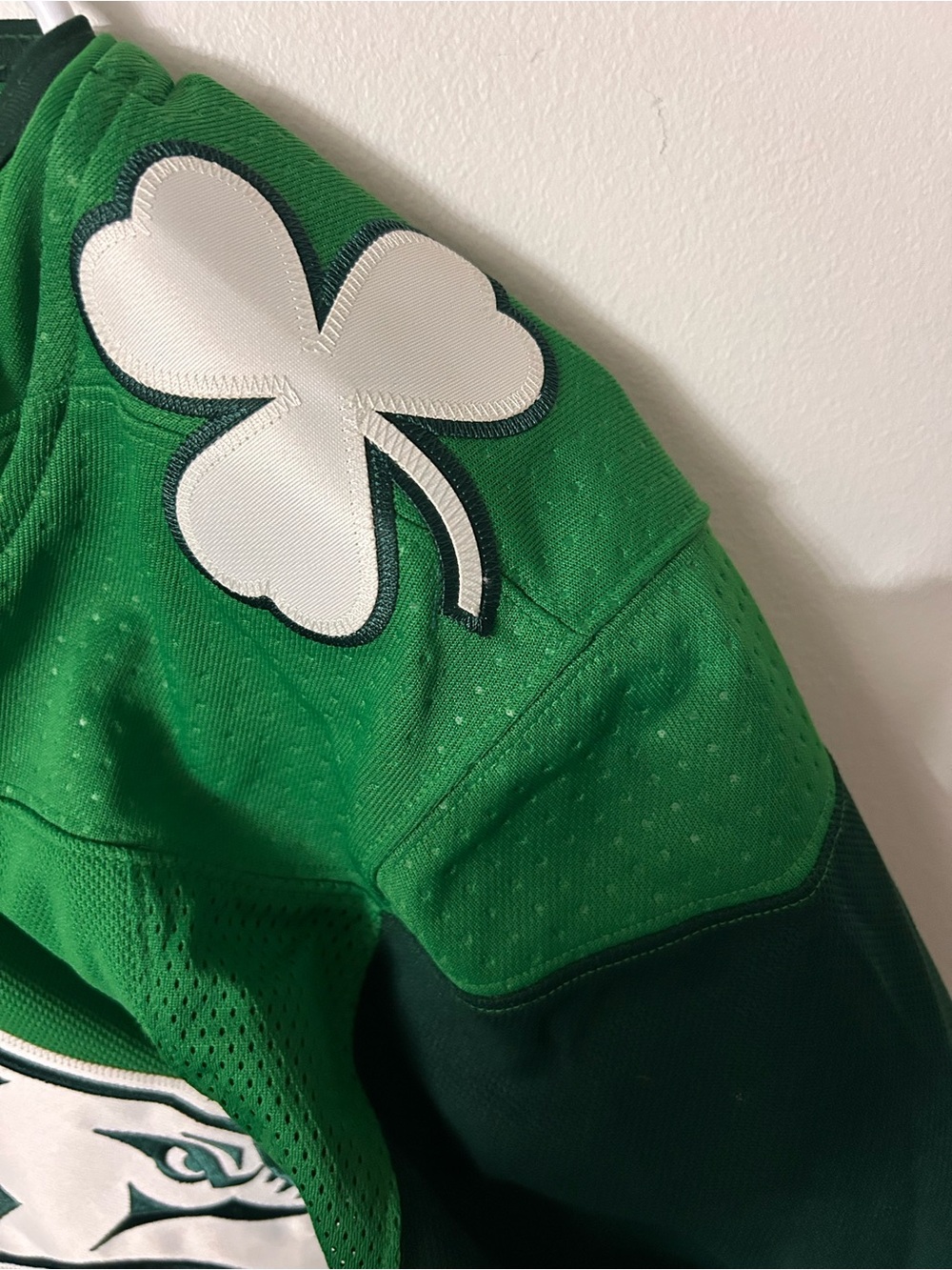 Adidas Nashville Predators St Patrick’s Day Shamrock Jersey - Picture 6 of 8